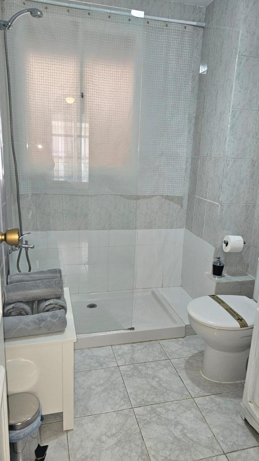 Ideal Holiday Apartment One Bedroom City Center 马拉加 外观 照片