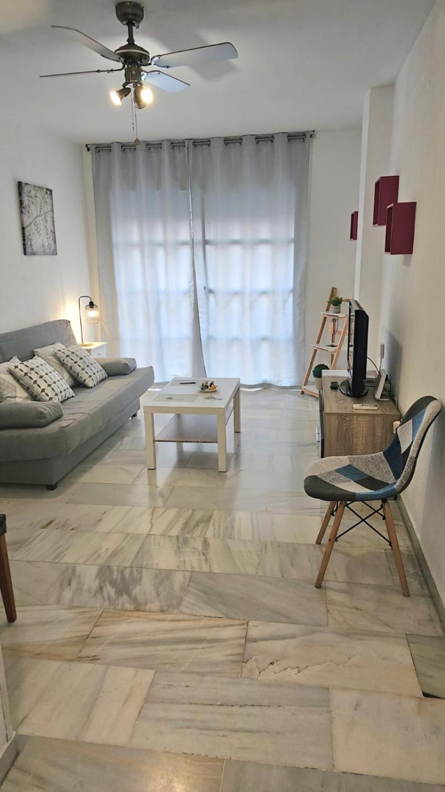 Ideal Holiday Apartment One Bedroom City Center 马拉加 外观 照片