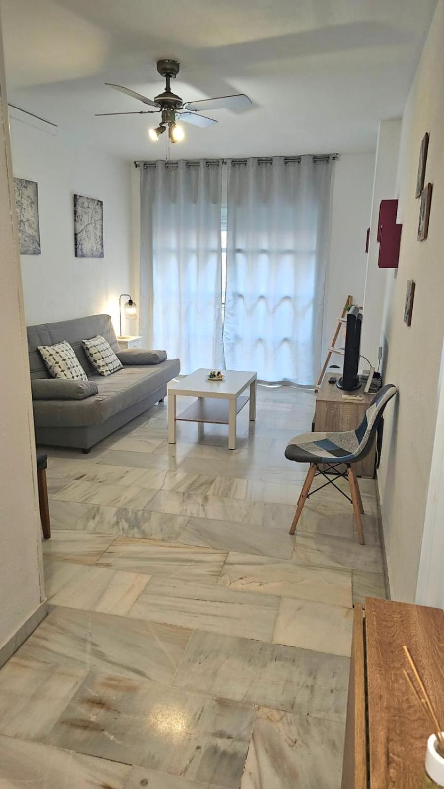 Ideal Holiday Apartment One Bedroom City Center 马拉加 外观 照片